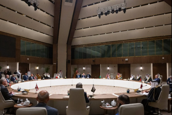 沙特、阿联酋、卡塔尔、土耳其、巴基斯坦、阿塞拜疆、巴林、埃及、约旦、科威特、黎巴嫩、叙利亚联合声明