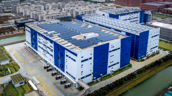 “中国速度”加持国际巨头更快触达消费者，上海添化妆品供应链“硬核”中枢