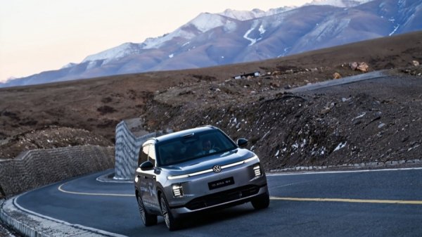 ID. ERA 9X预售32.98万起，星战IP加持打造“超级大众”