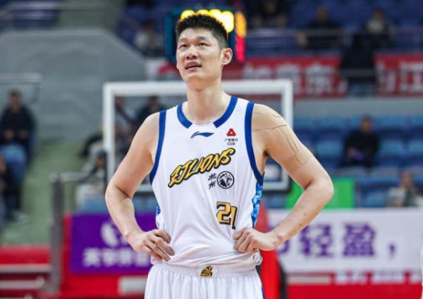 广厦最稳一环！胡金秋连6场15+与7场全上双 力争卫冕还得靠他
