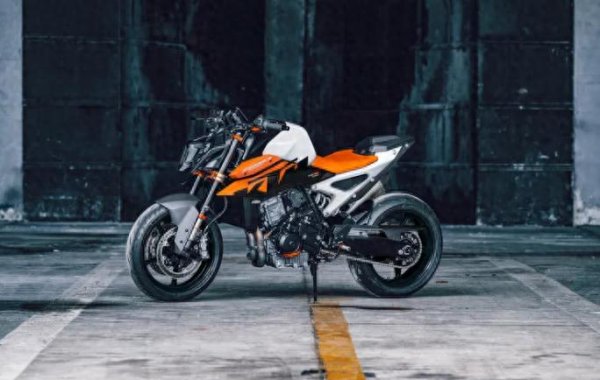 KTM AG已获得一笔价值5.5亿欧元再融资贷款偿还Bajaj控股公司债务