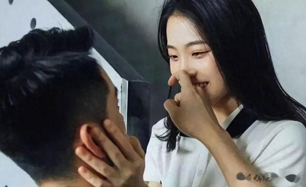 真正爱你的男人, 才会毫不犹豫答应你这4件事, 不爱装不出来!